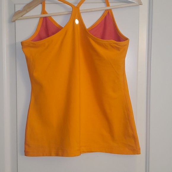 Athletic Lululemon top - Picture 2 of 3